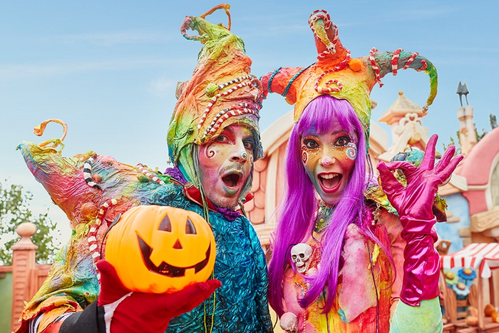 🎢¡ESTE HALLOWEEN DA MIEDO PERDÉRSELO EN PORTAVENTURA!🔝💯 Acceso Ilimitado al parque + 1 día en Ferrari Land  + Hotel temático 4⭐ | Salou