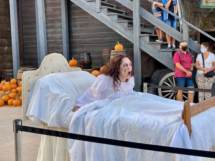 😱¡PÁSALO DE MIEDO ESTE HALLOWEEN EN PORTAVENTURA!😱🎃 Hotel 4⭐con media pensión + Entradas de 2 días 2 parques | Tarragona