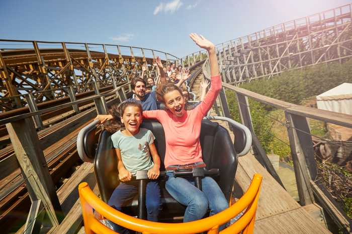 🎢 ¡DIVERSIÓN SIN LÍMITES EN PORTAVENTURA! 🎡🔥 Hotel 4⭐ temático del parque con desayuno + Acceso ilimitado al parque y Ferrari Land 