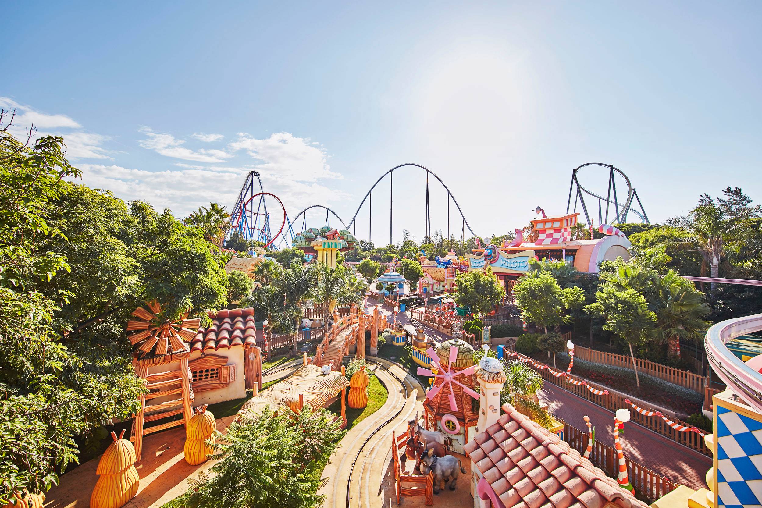 🎢¡DIVERSIÓN SIN LÍMITES EN PORTAVENTURA! 🔝💯 Hotel temático 4* con desayuno + Acceso ilimitado al Parque + 1 día en Ferrari Land 📍 Salou