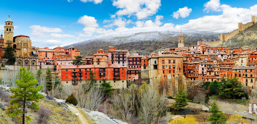 Un viaje al medievo ⚔ Descubre Albarracín, un lugar único ✨ | TERUEL
